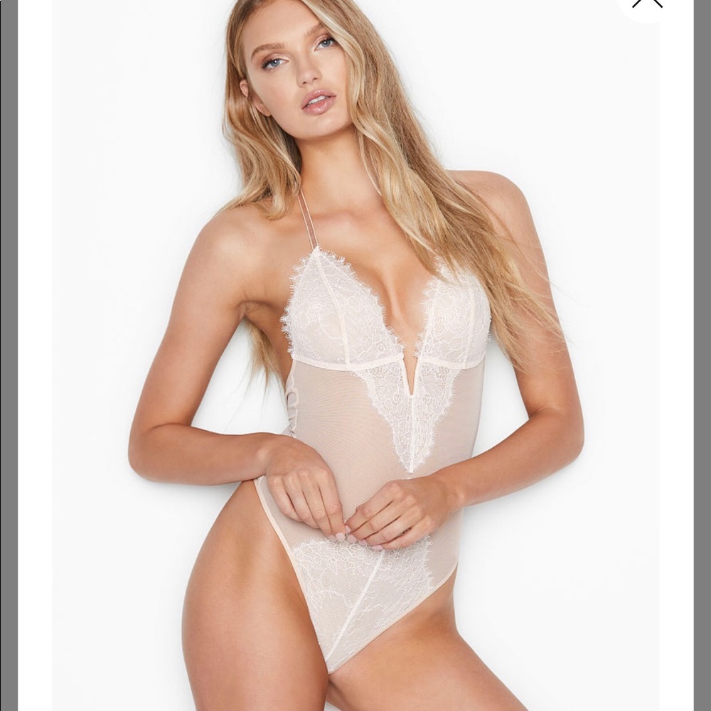 V wire teddy Victoria’s Secret size M white coco